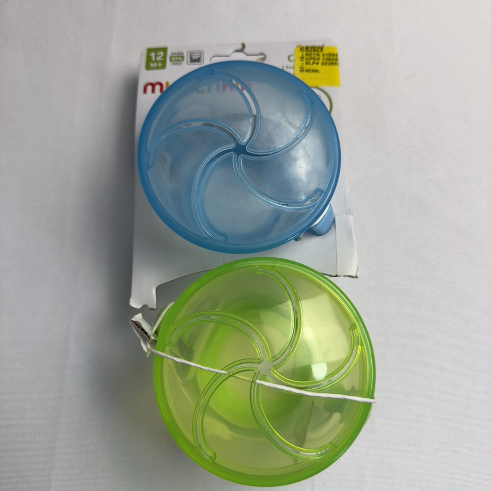 Munchkin Baby Feeding Cups Snack Catcher Set Of Two Cups Blue/Green
